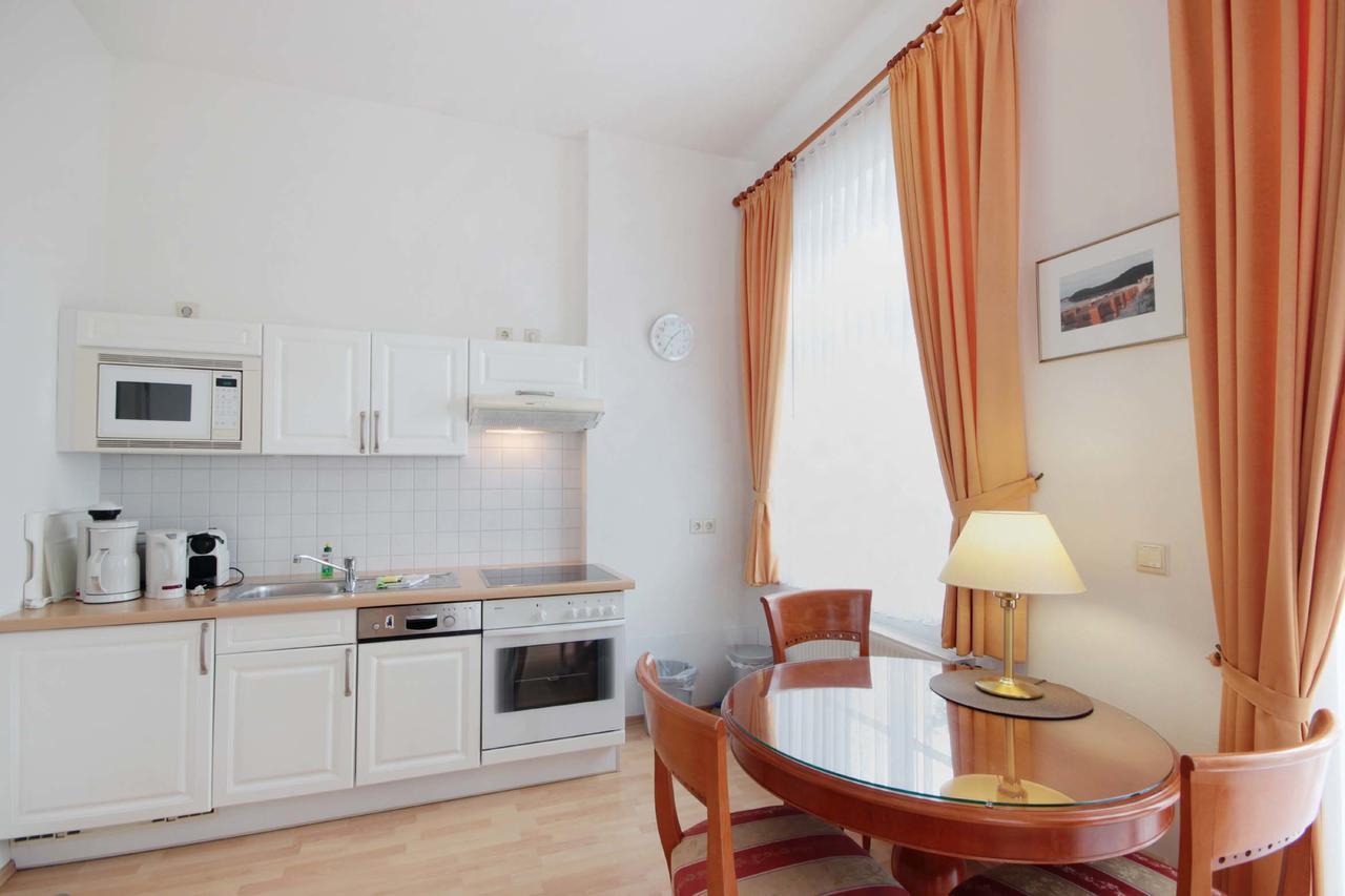 Altes Postamt By Rujana Apartment Binz Ngoại thất bức ảnh